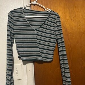 Striped V-Neck Long Sleeve Top